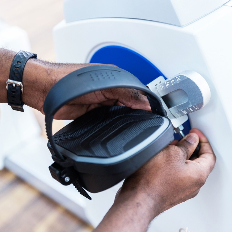 ReCare 7.0R - Vélo ergomètre semi-allongé de rééducation - Fitness et réathlétisation - Kinésithérapie - DYACO MEDICAL