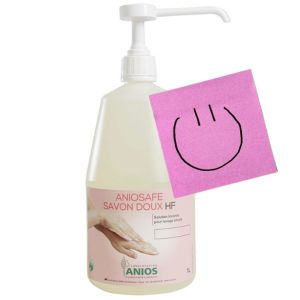 Exercice de rééducation avec bande élastique à réaliser avec un kinésithérapeute au cabinet