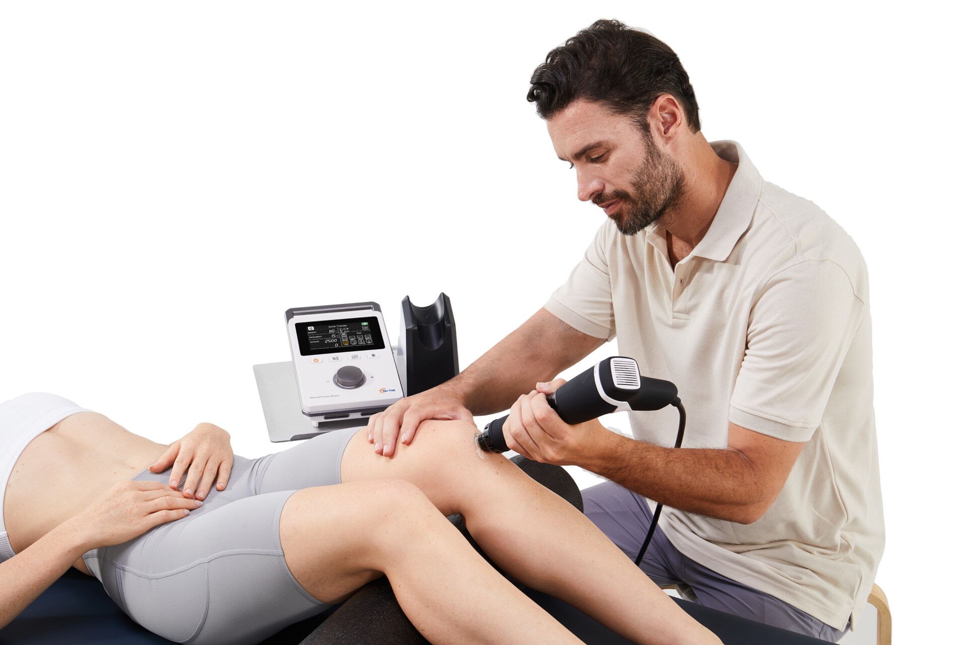 patiente entrain de faire du crosstraining avec sa kiné