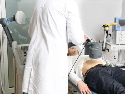 Ondes courtes en kinésithérapie : chaleur profonde, efficacité et confort